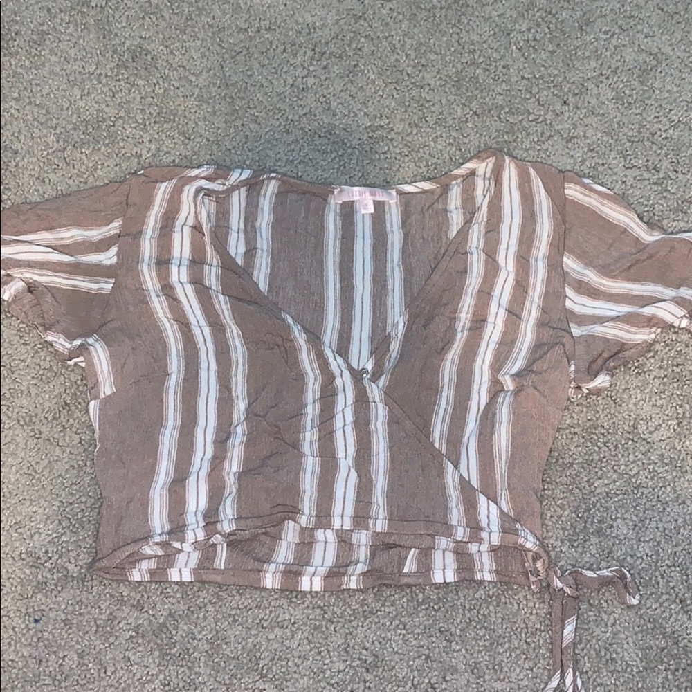 boutique striped crop top